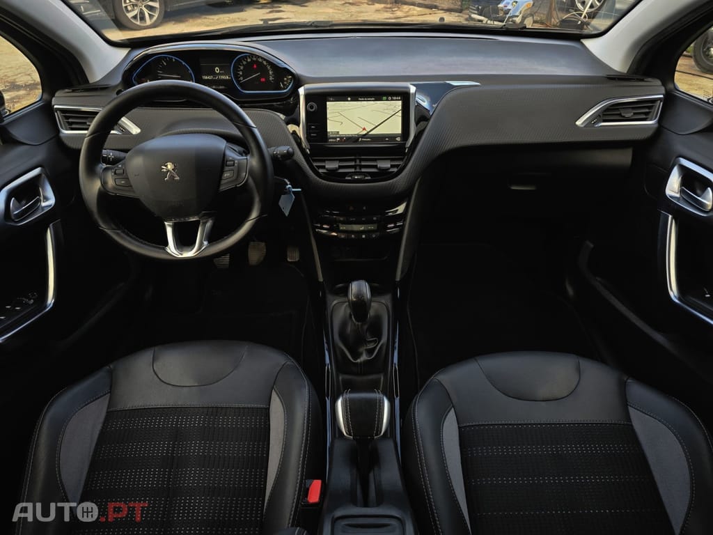 Peugeot 2008 1.6 BlueHDi Allure
