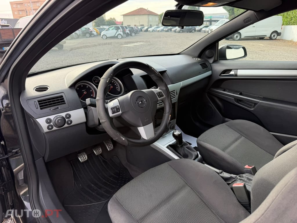 Opel Astra GTC 1.7 CDTi