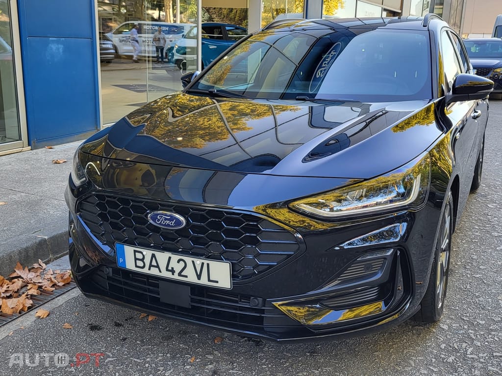 Ford Focus SW 1.0 EcoBoost MHEV ST-Line X