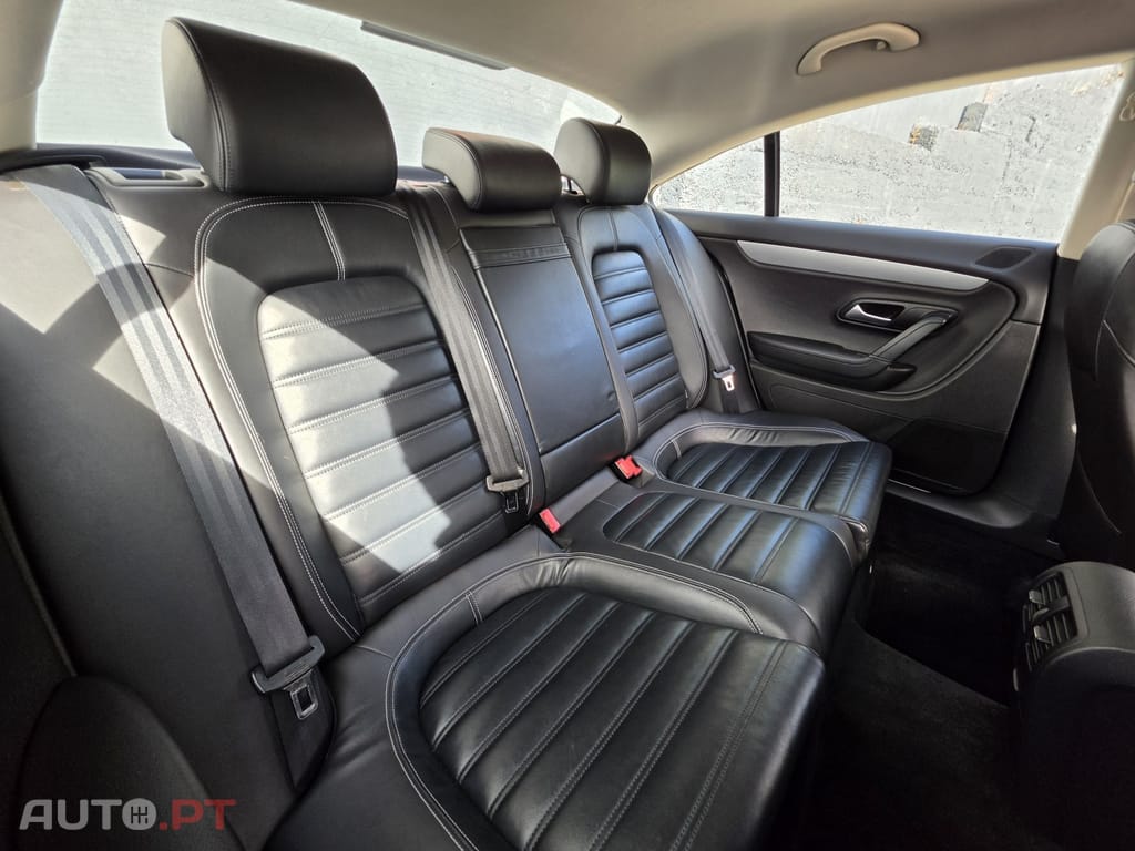 Volkswagen Passat CC HighLine DSG 2.0 TDI