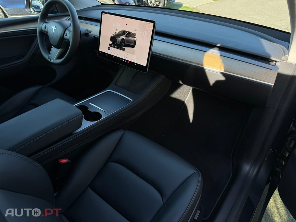 Tesla Model Y Long Range Tração Integral