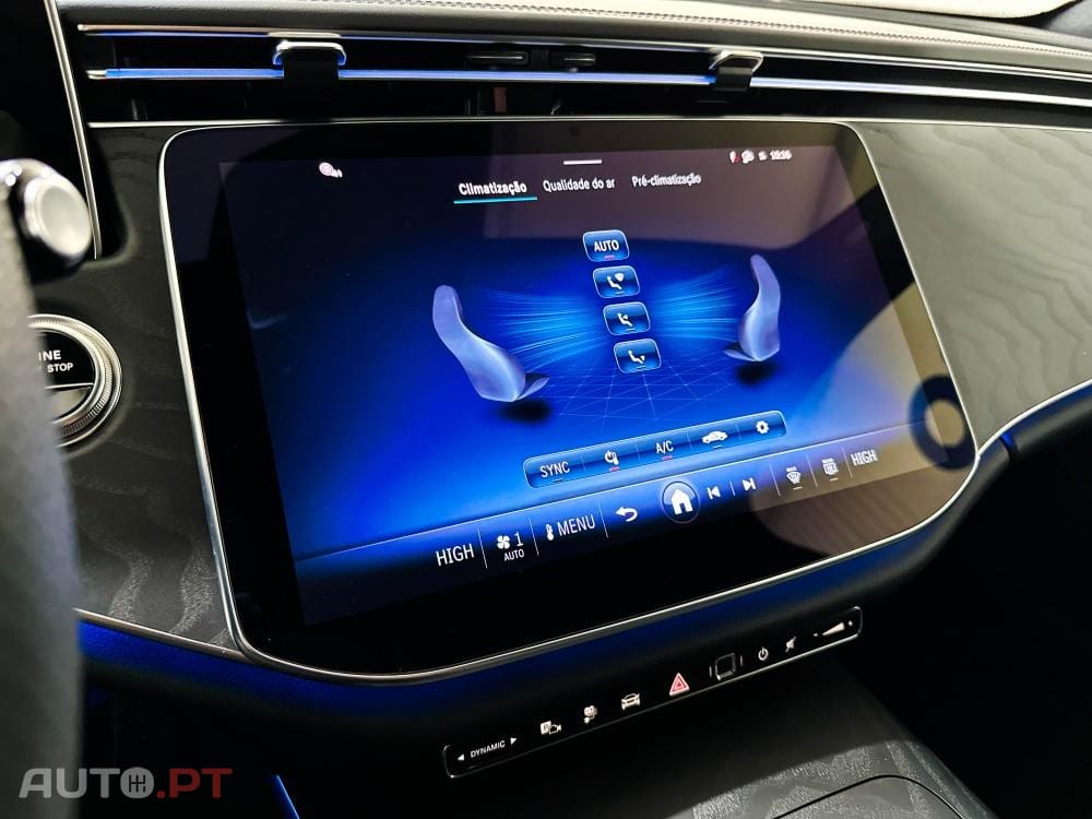 Mercedes-Benz E 300 e 9G-TRONIC AMG Line