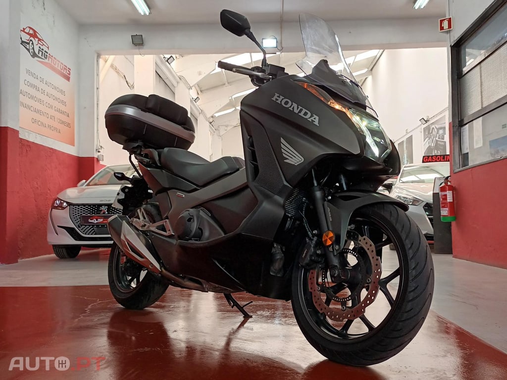 Honda NC700S Integra NC750 DCT