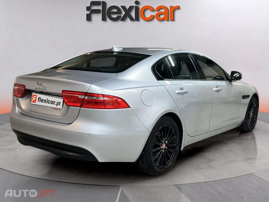 Jaguar XE 2.0 Diesel Pure