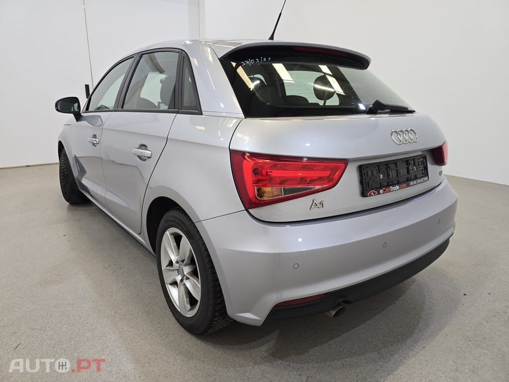 Audi A1 1.4 TDI - Navi Klima