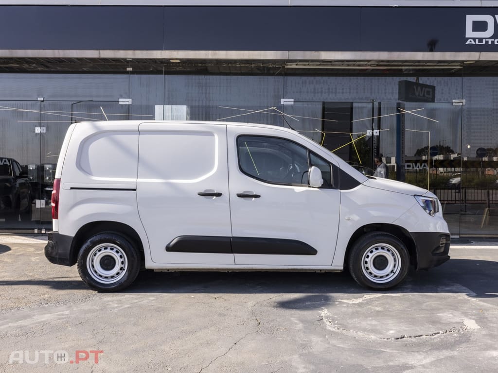 Opel Combo 1.5 CDTi L1H1 Enjoy
