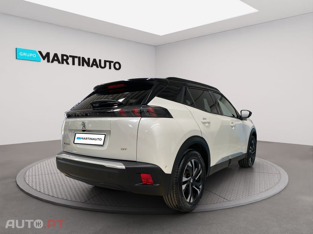 Peugeot E-2008 50 kWh GT
