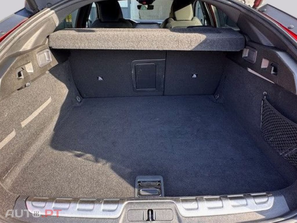 Peugeot 408 Hybrid Plug-in GT I.V.A DEDUTIVEL 