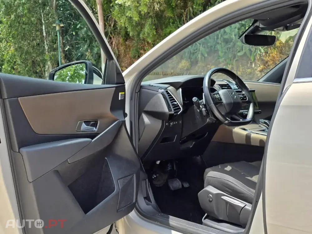 DS DS7 Crossback E-Tense Bastille+ EAT8