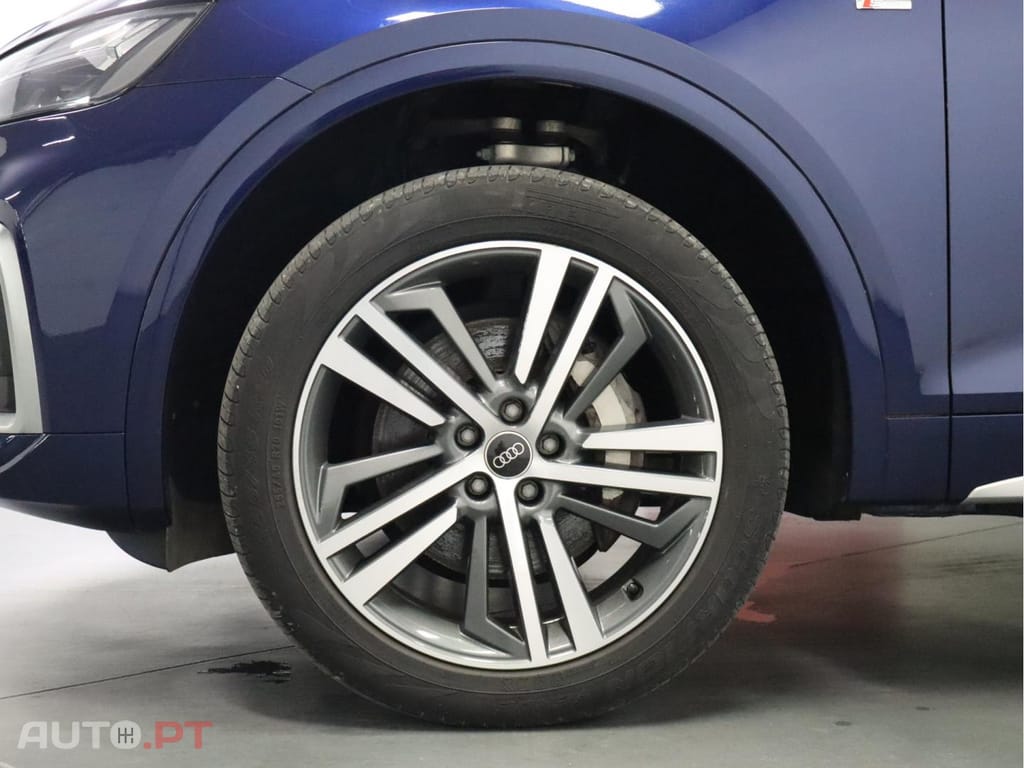 Audi Q5 50 TFSIe quattro S tronic Advance PHEV