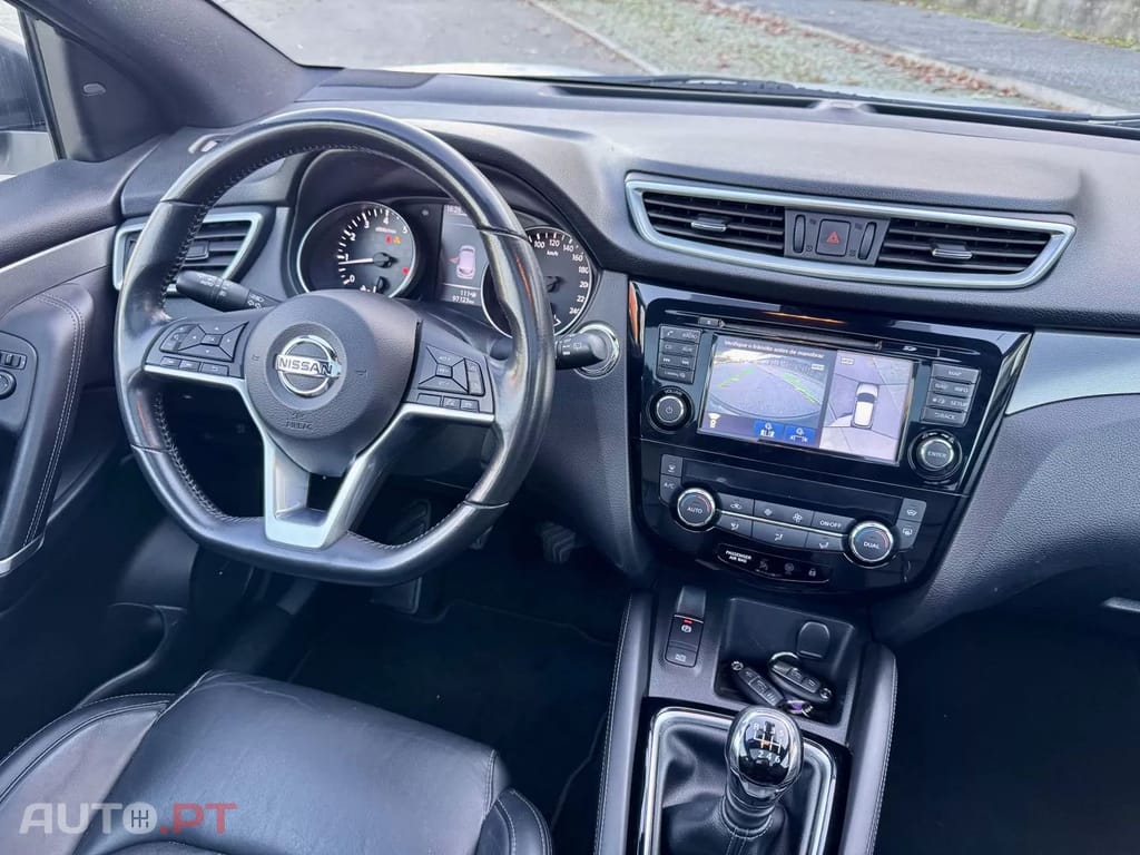 Nissan Qashqai 1.2 DIG-T Tekna Premium Bose
