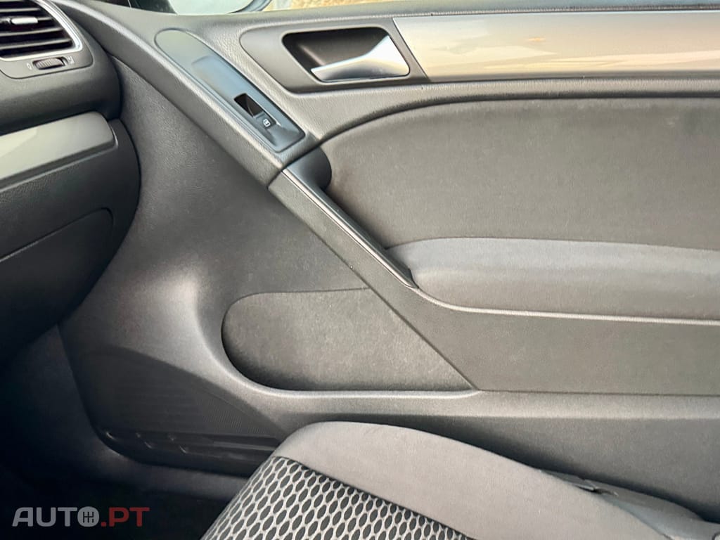 Volkswagen Golf 1.6 TDI