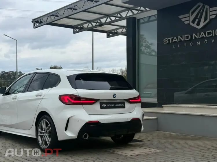 BMW 116 d Pack Desportivo M Auto