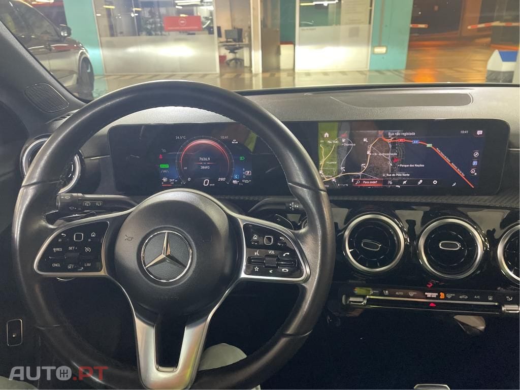 Mercedes-Benz A 250 e Style Plus