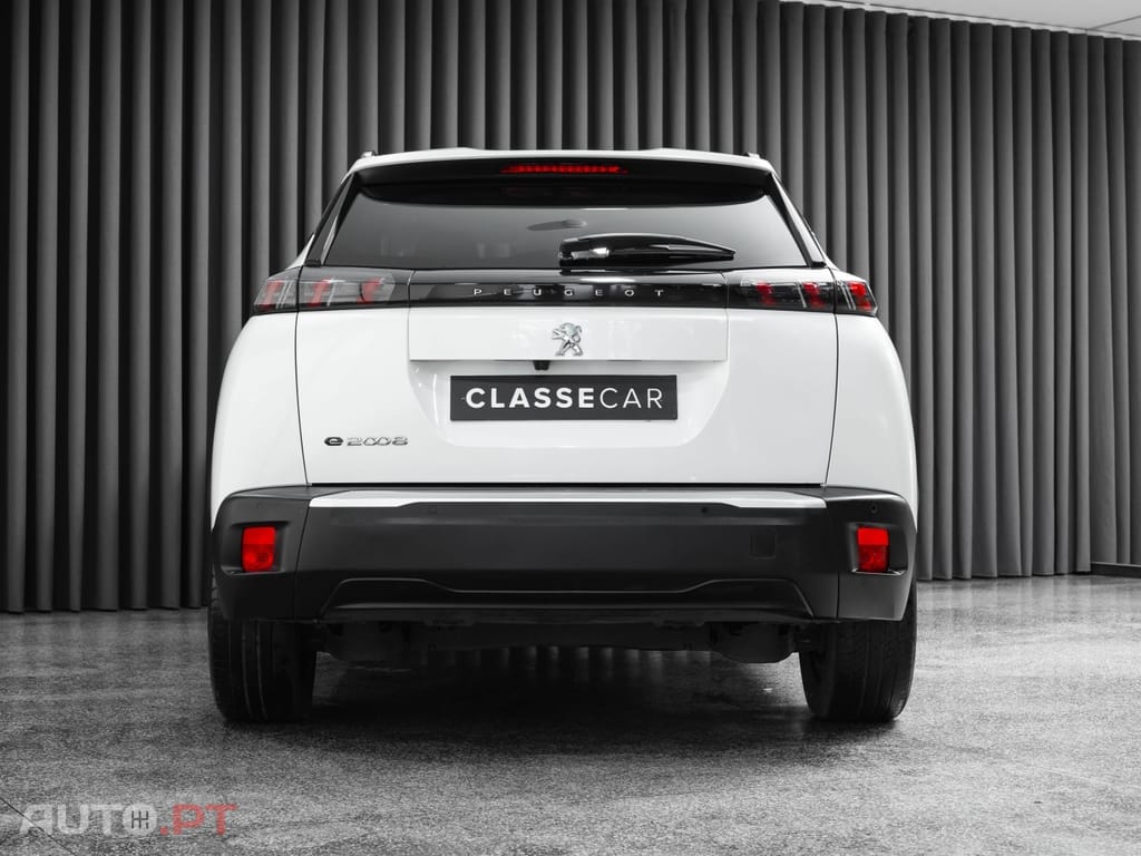 Peugeot E-2008 Allure