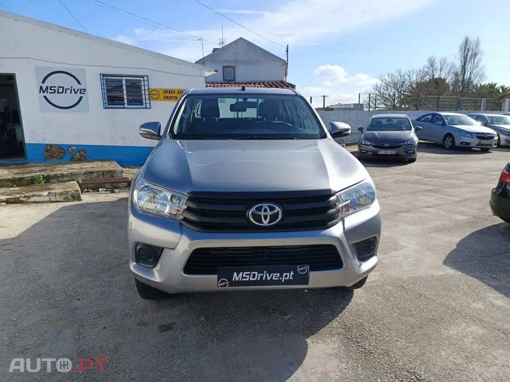 Toyota Hilux 2.4 D-4D 4WD Challenge