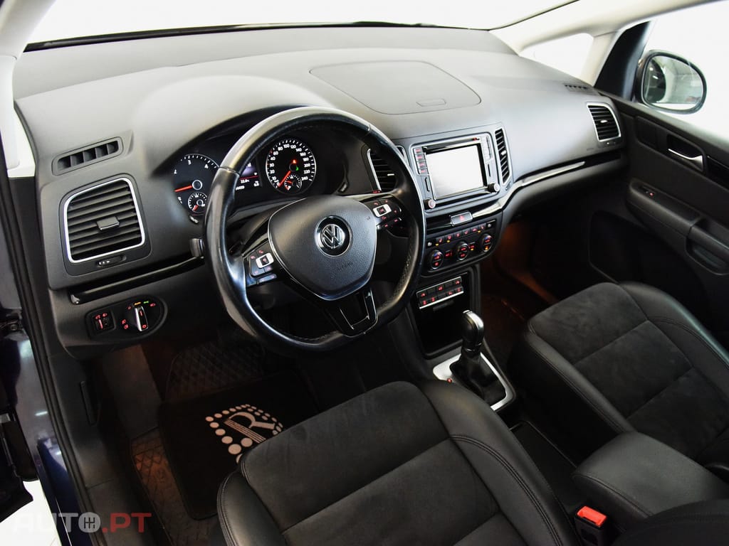 Volkswagen Sharan 2.0 TDI Highline DSG