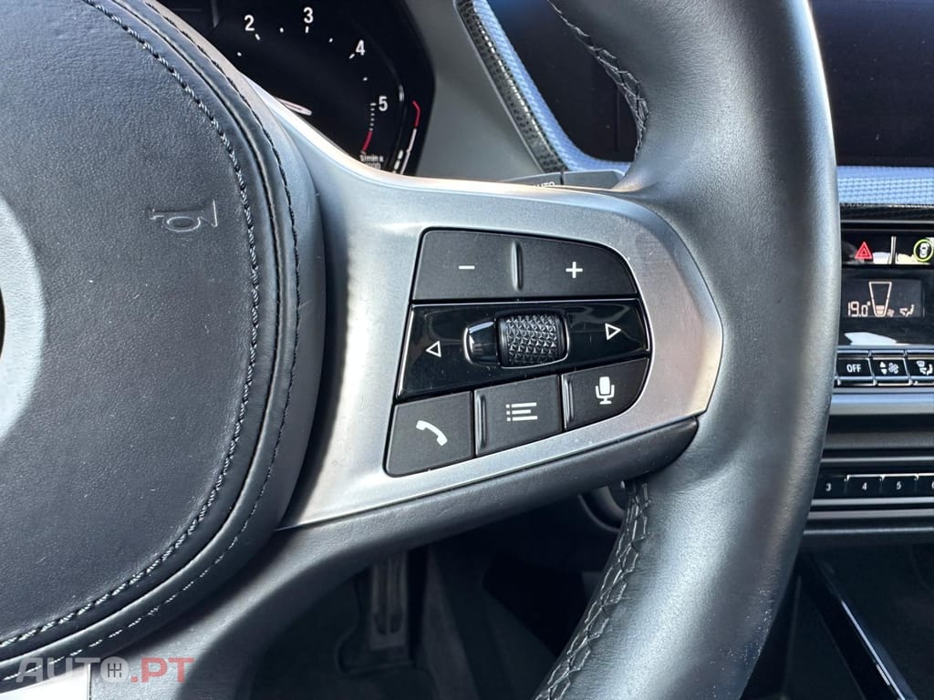 BMW 116 d Pack Desportivo M