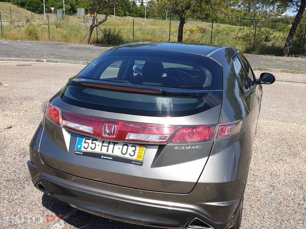 Honda Civic 1.4 i-VTEC Elegance