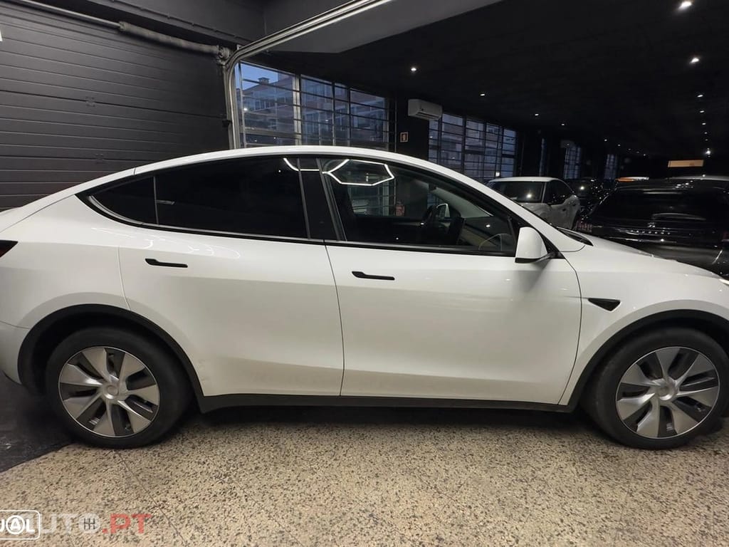 Tesla Model Y Performance Tração Integral