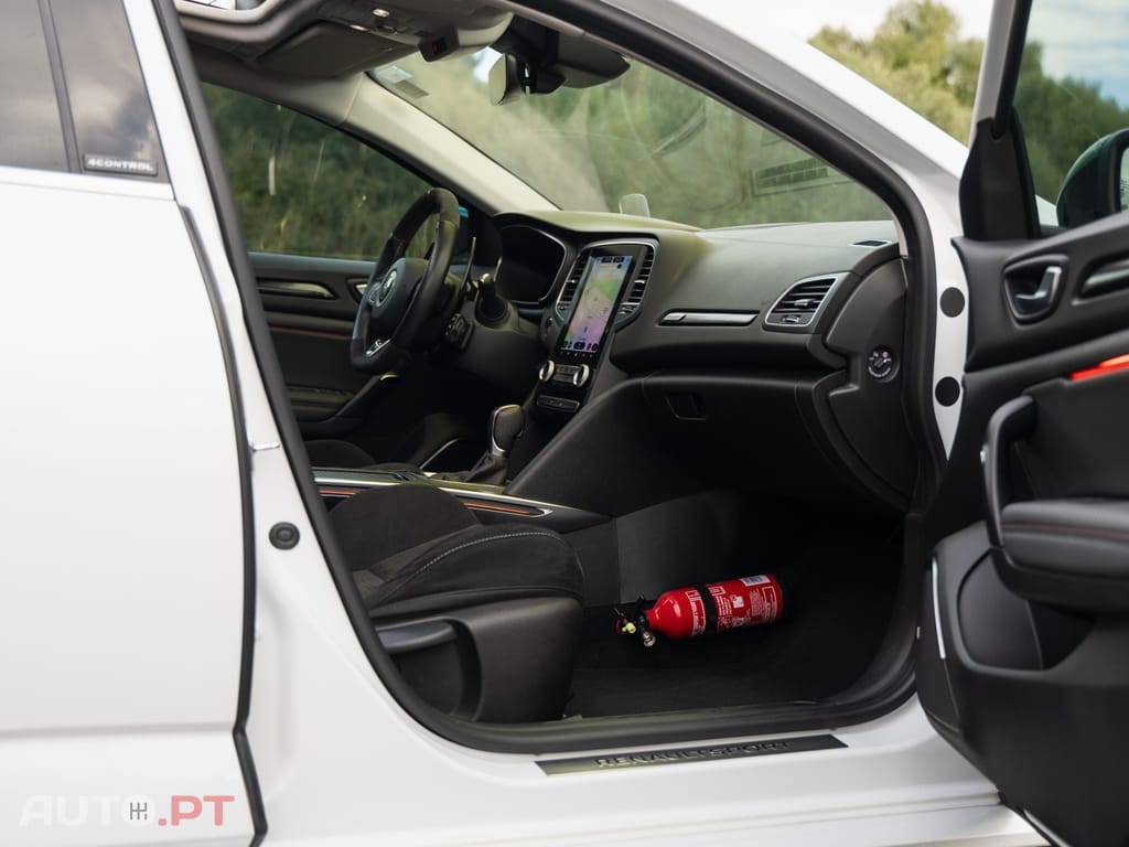 Renault Mégane TCe 300 GPF EDC R.S. TROPHY