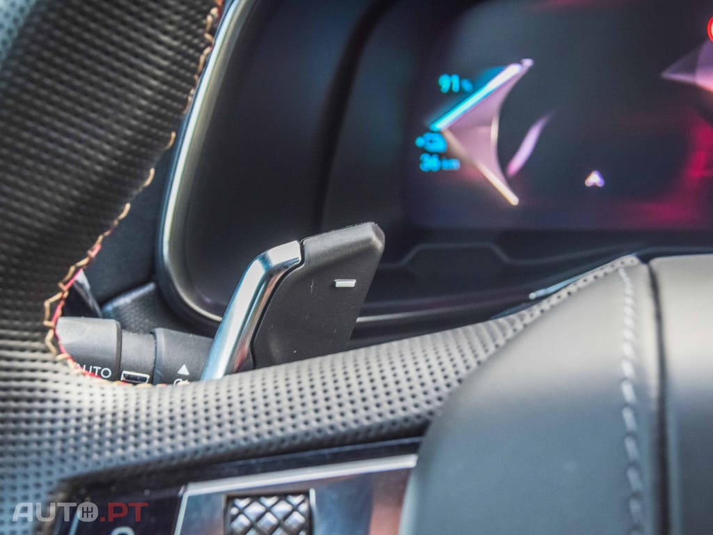 DS DS7 Crossback E-TENSE PERFORMANCE LINE +