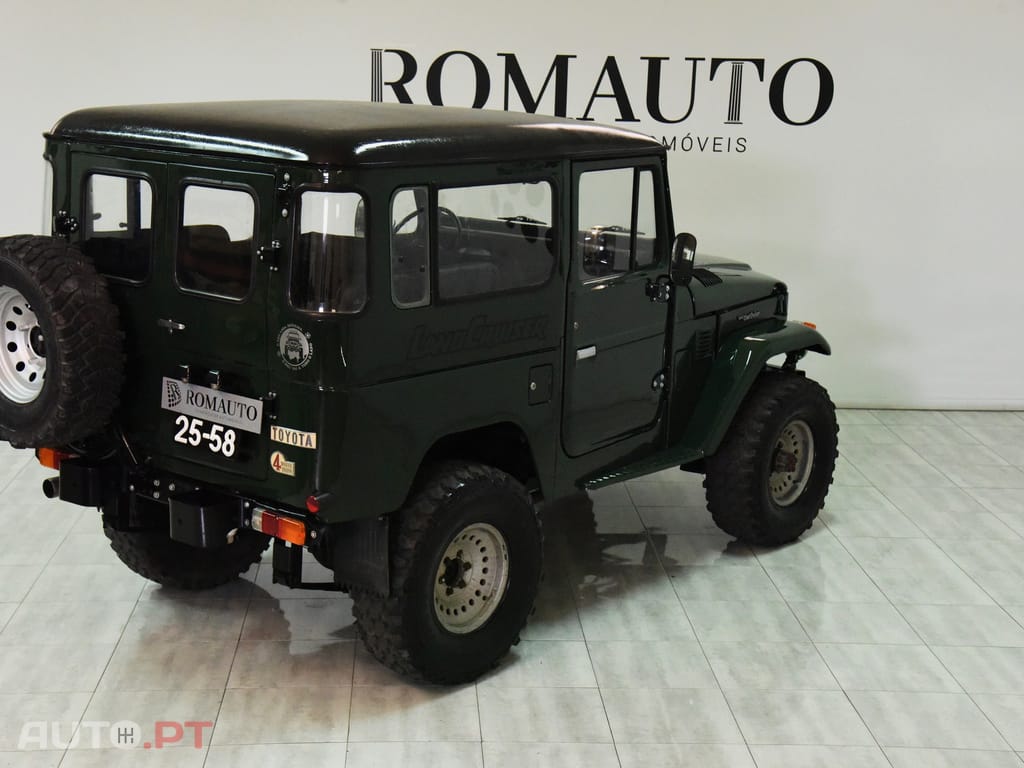 Toyota Land Cruiser BJ40 3.0 D 4WD 7 Lugares