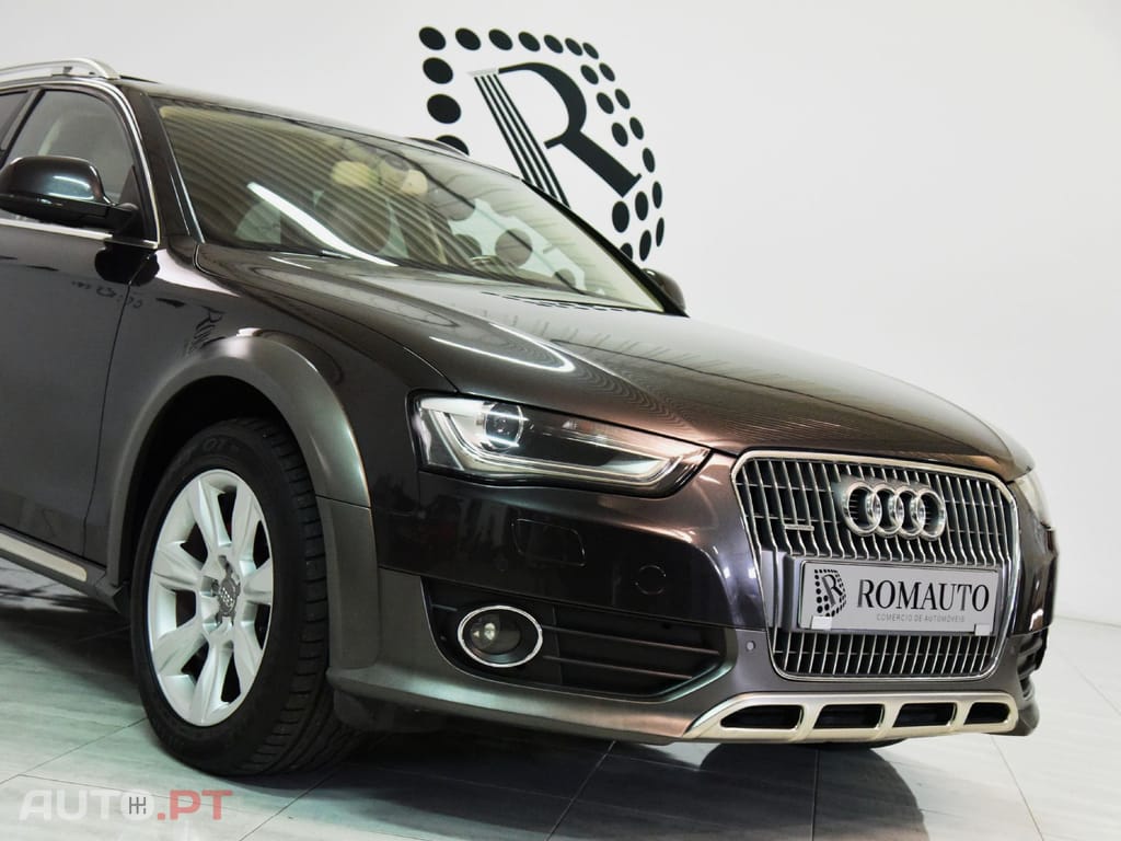 Audi A4 Allroad 3.0TDI QUATTRO S-TRONIC