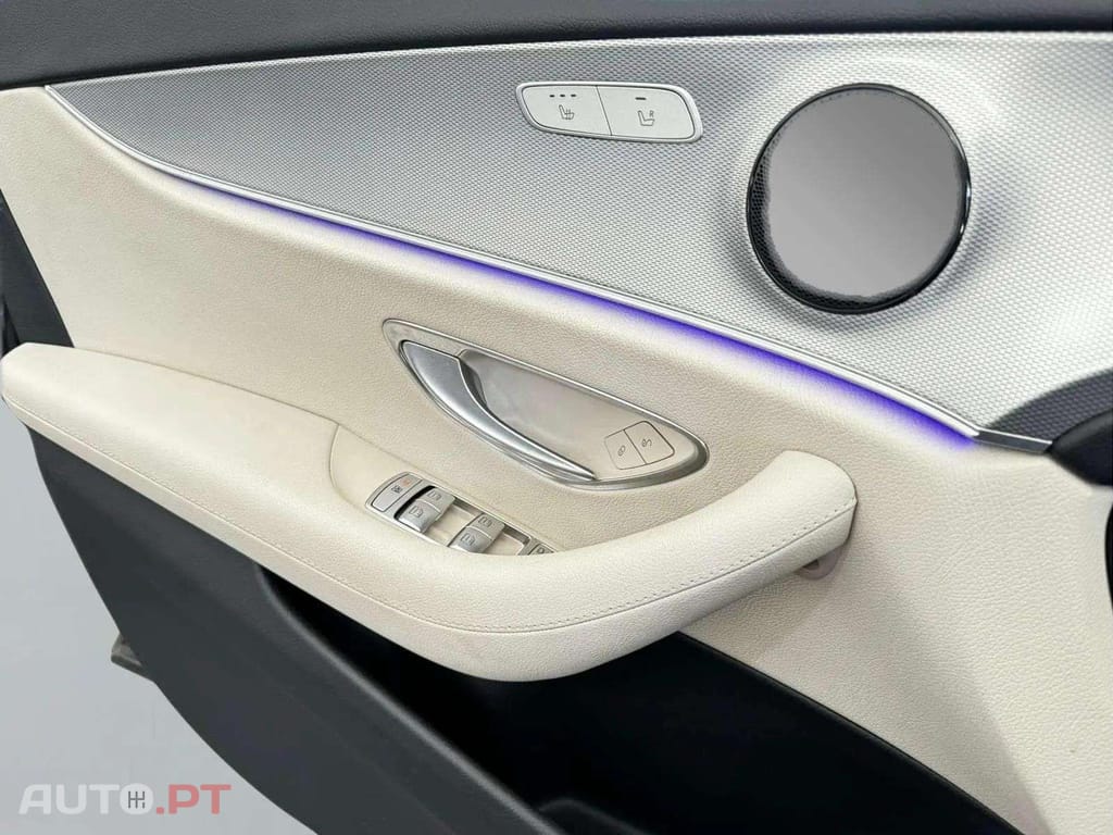 Mercedes-Benz E 300 De Avantgarde 