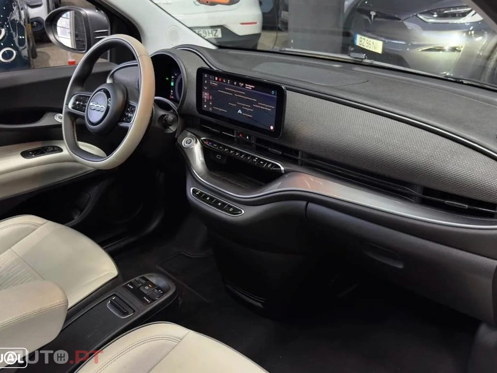 Fiat 500e 42kWh la Prima (by Bocelli)