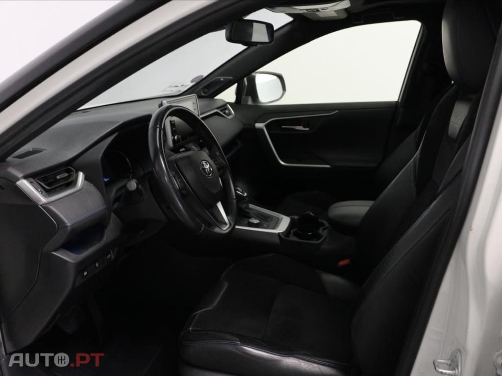 Toyota RAV4 2.5 HDF Square Collection AWD-i
