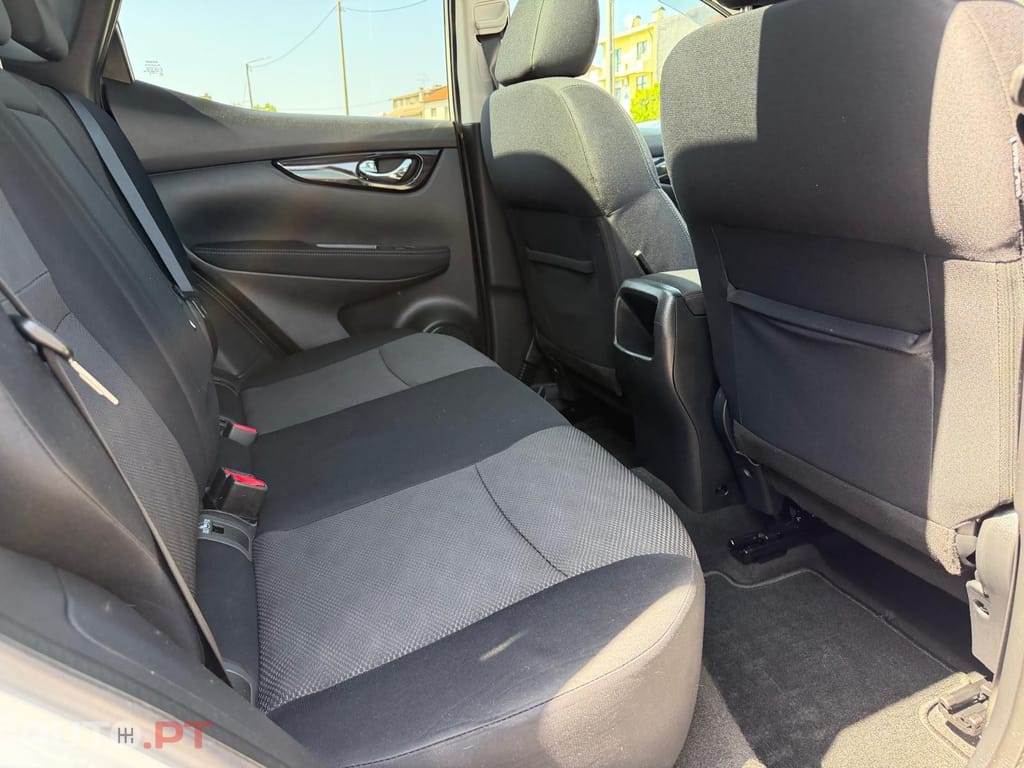 Nissan Qashqai 1.5 dCi N-Connecta 18