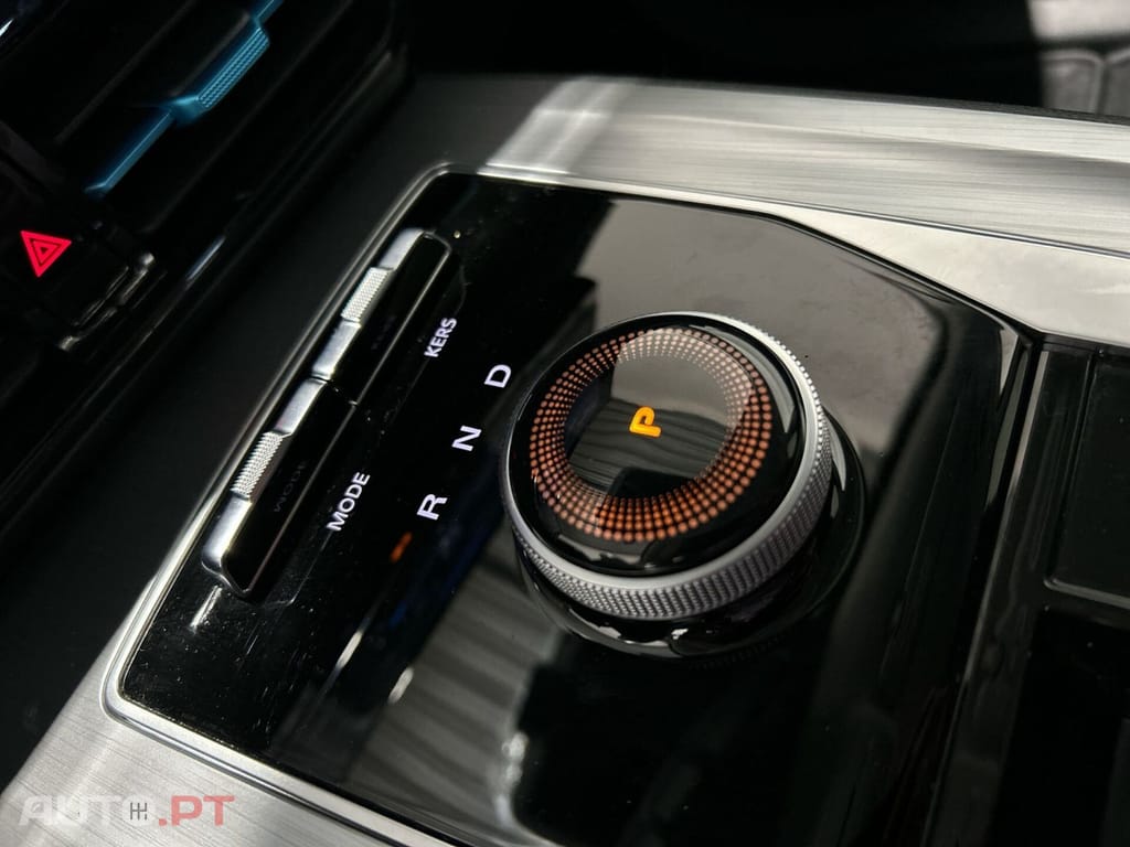 MG MG5 I.V.A DEDUTÍVEL Standard Range Luxury 50 kWh