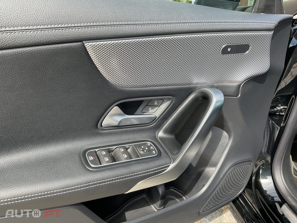 Mercedes-Benz CLA 180 d Shooting Brake Business Solutions.Grande Frota Aut.