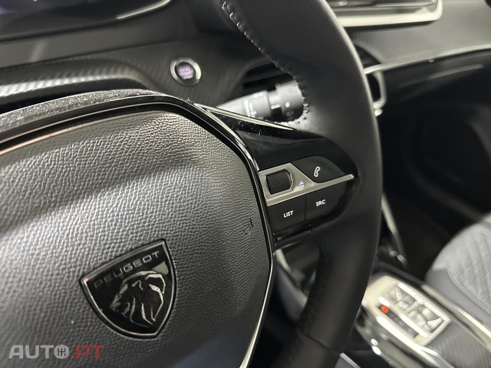 Peugeot E-208 51 kWh Allure