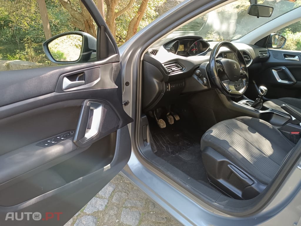 Peugeot 308 SW 1.6 BlueHDi Active