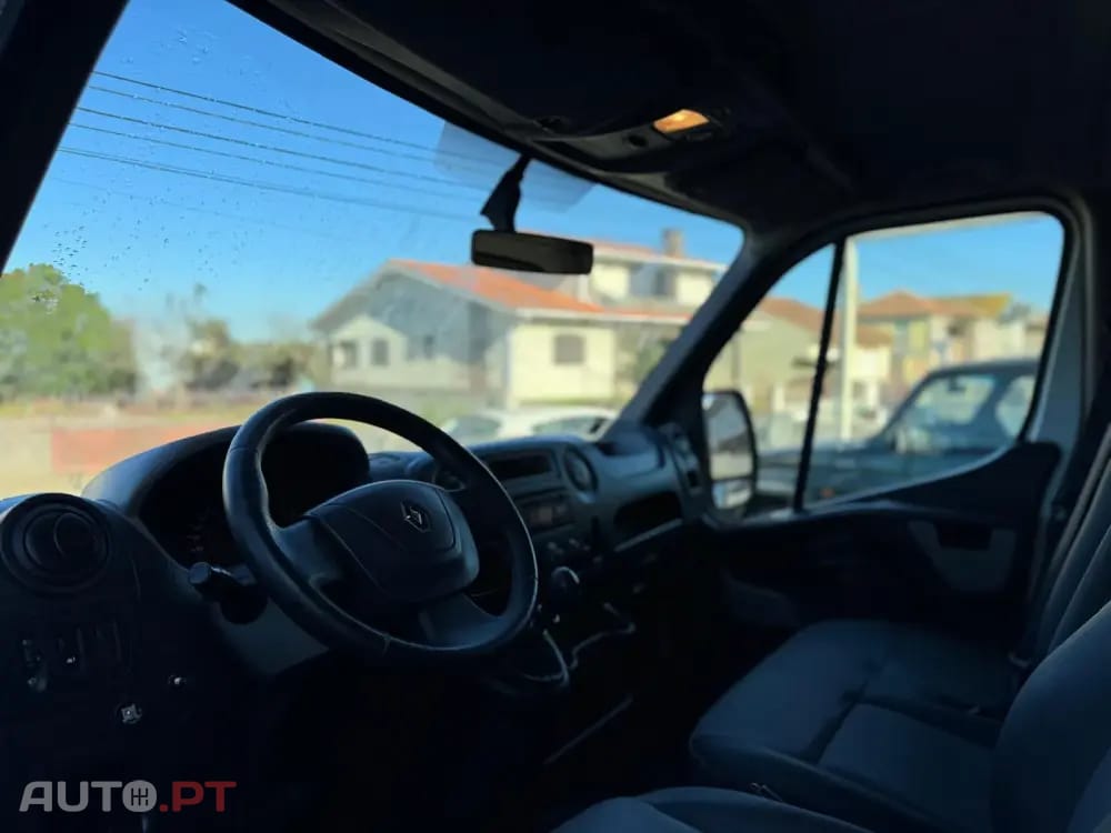 Renault Master 2.3 dCi L1H1 3.5T