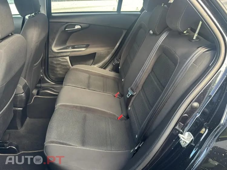 Fiat Tipo 1.3 M-Jet Easy J17