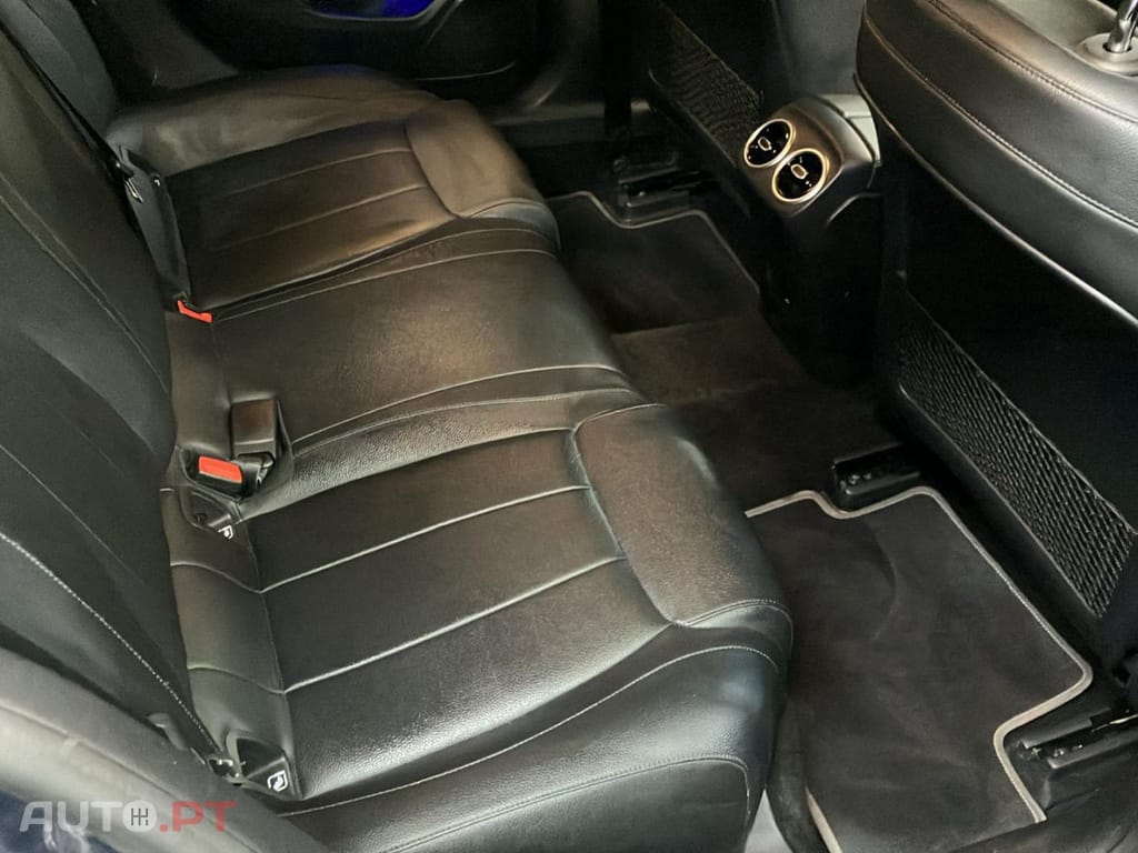 Mercedes-Benz A 250 e STYLE PLUS