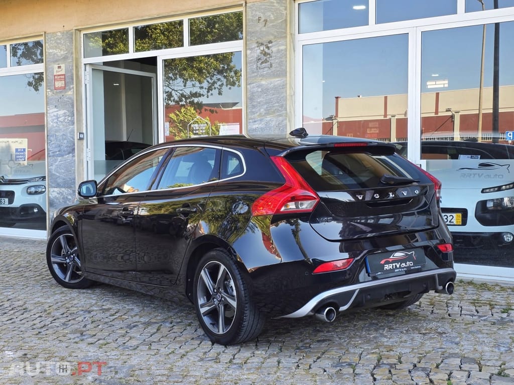 Volvo V40 D2 R Design