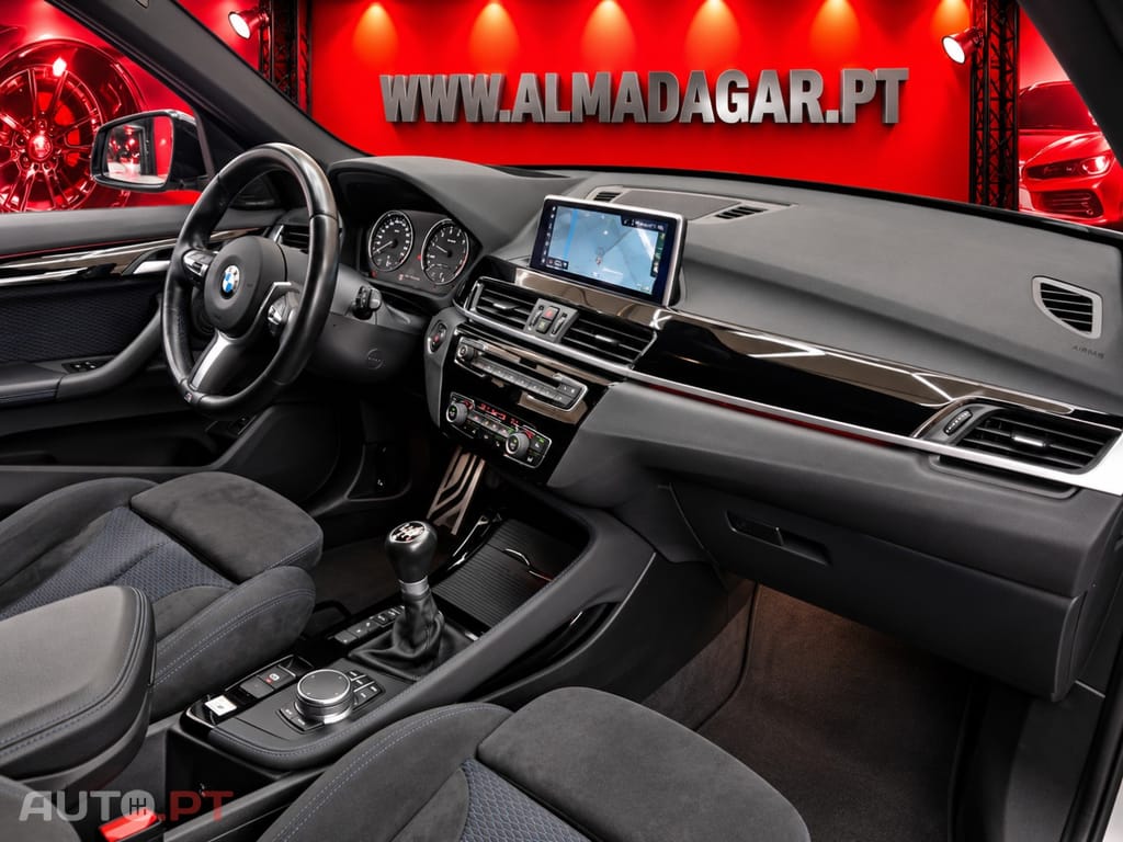 BMW X1 18 i sDrive Pack M