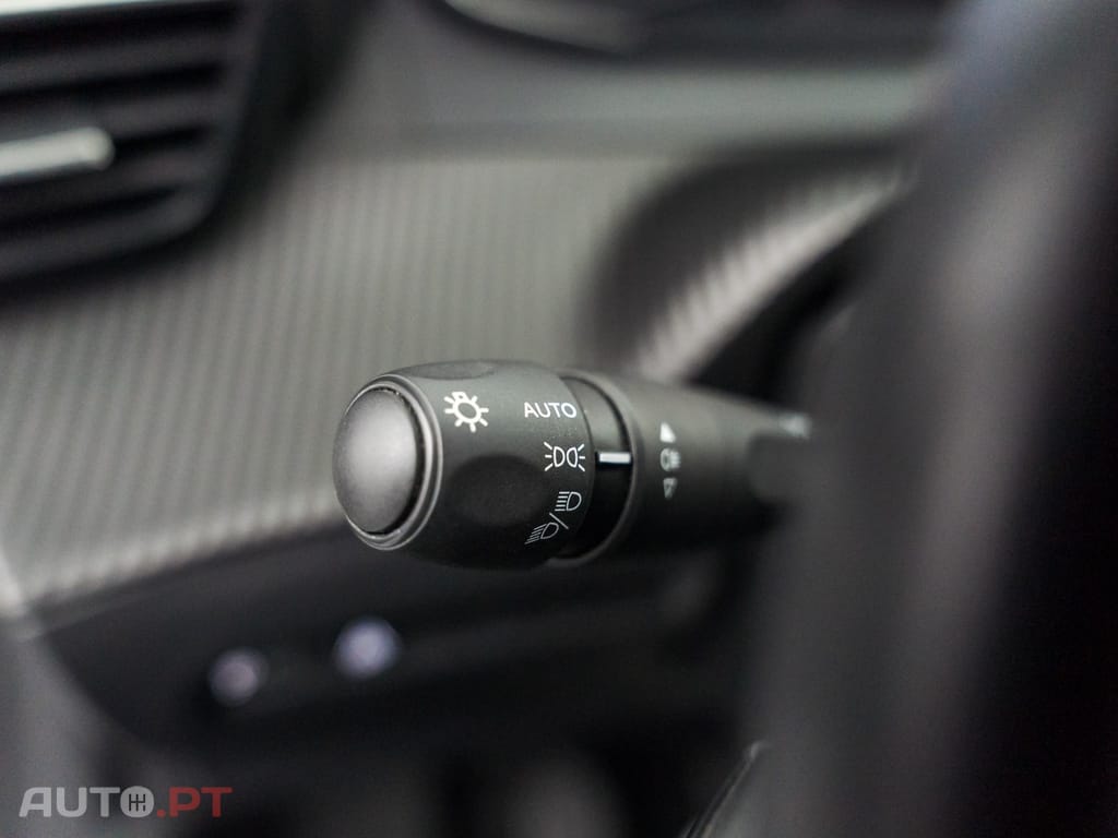 Peugeot 2008 1.5 BlueHDi Active Pack