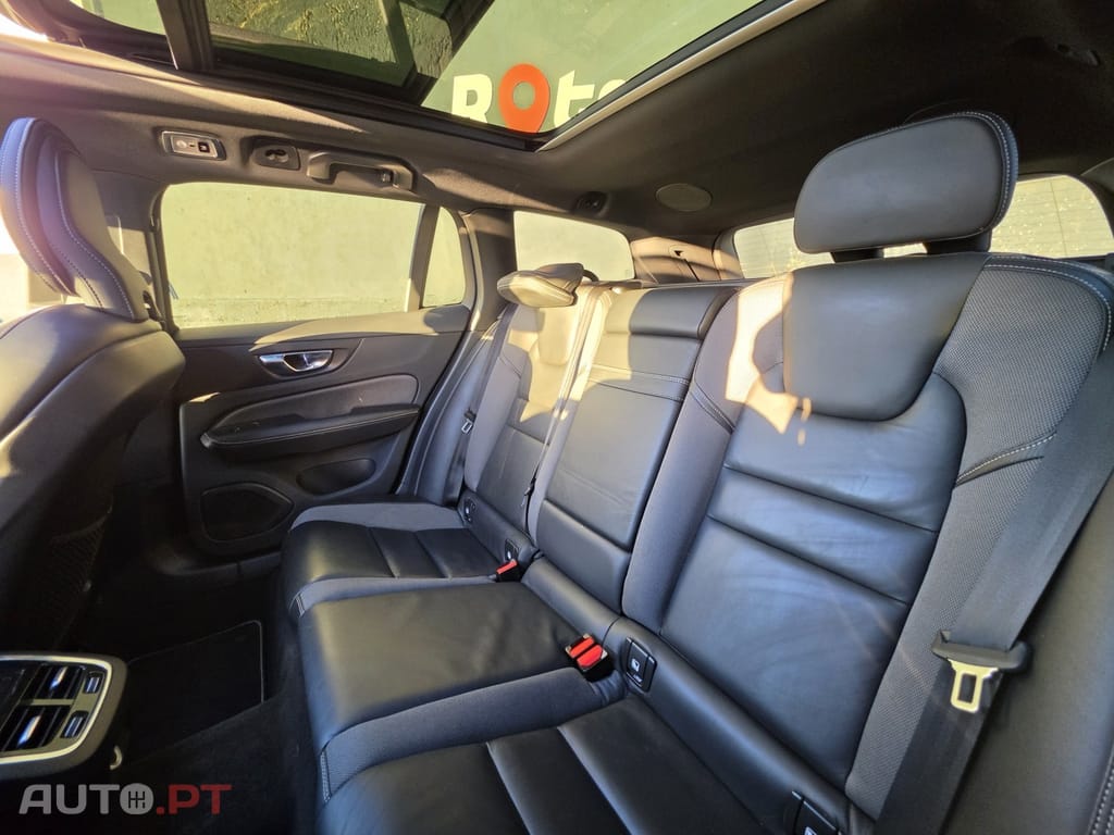 Volvo V60 2.0 D4 R-Design Momentum Geartronic