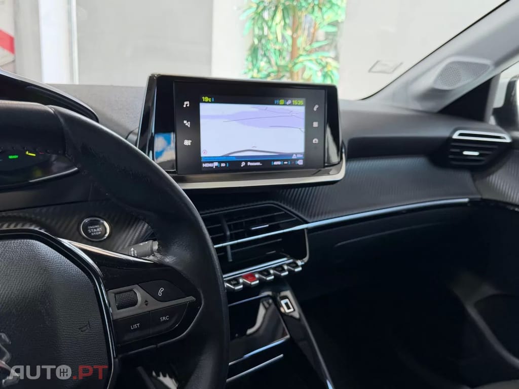 Peugeot E-208 50 kWh Allure