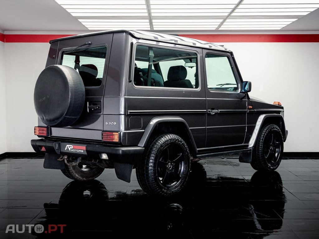 Mercedes-Benz G 320 Auto