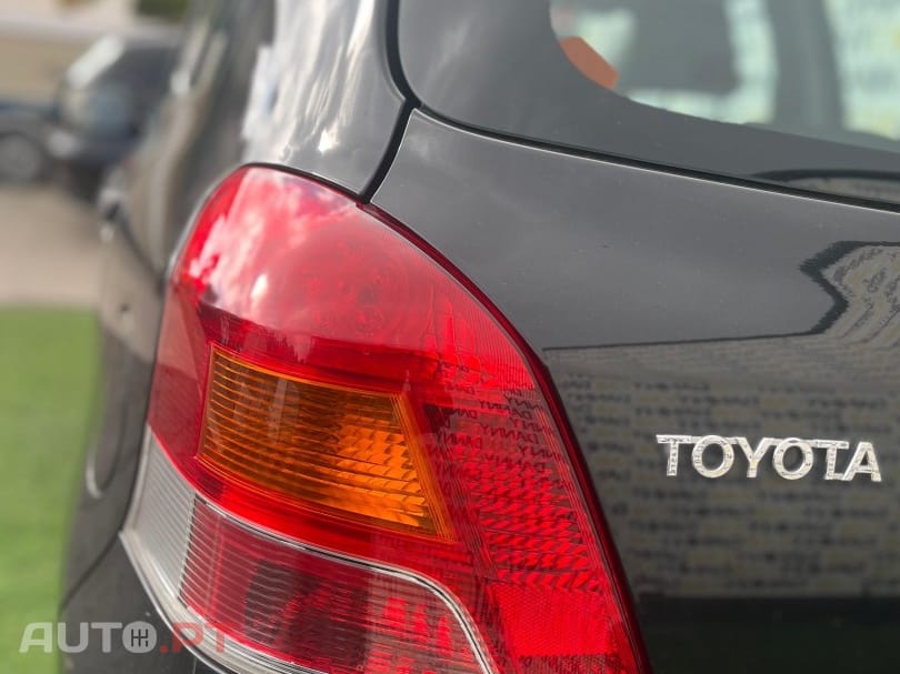 Toyota Yaris 1.0 VVT-i AC