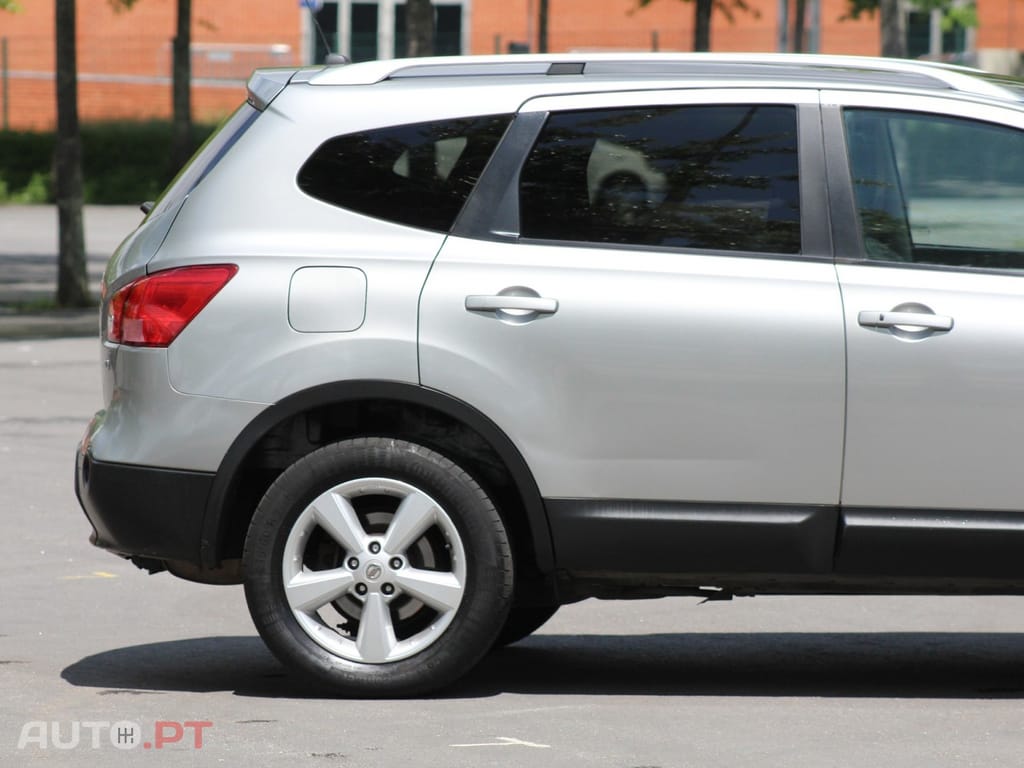Nissan Qashqai 2.0 dCi Tekna Sport 17