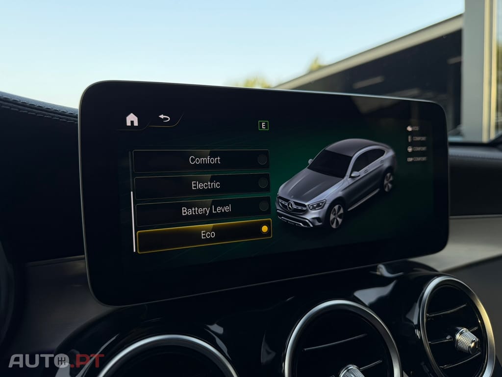 Mercedes-Benz GLC 300 e Coupé 4Matic