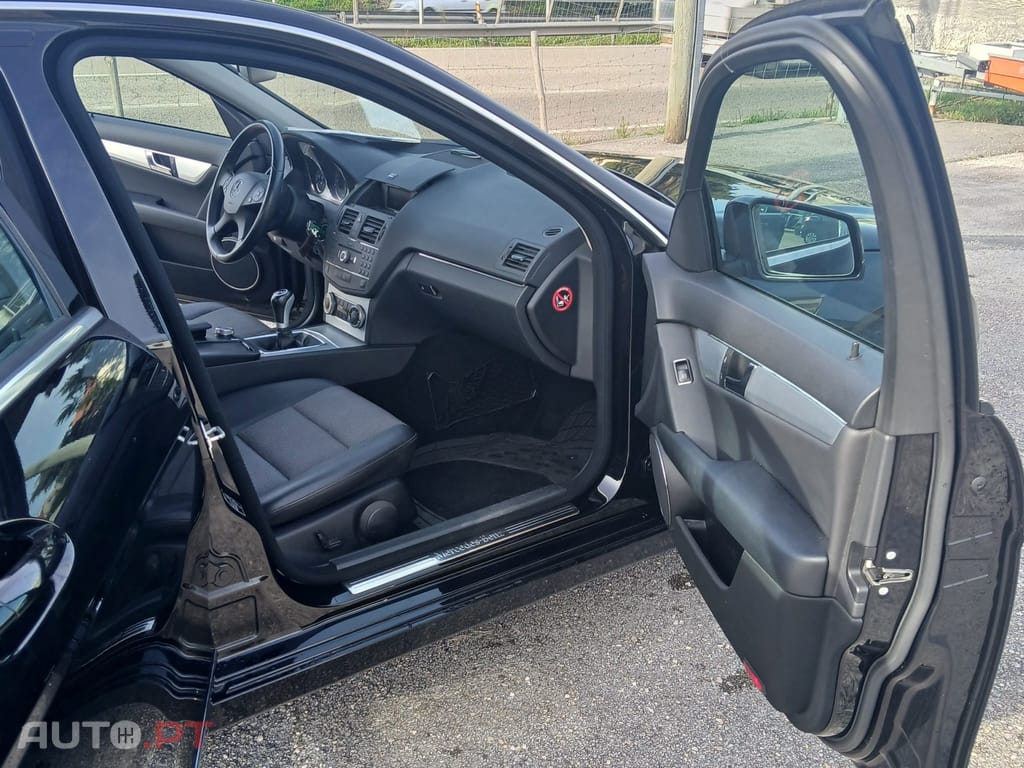 Mercedes-Benz C 220 CDi Classic BlueEfficiency