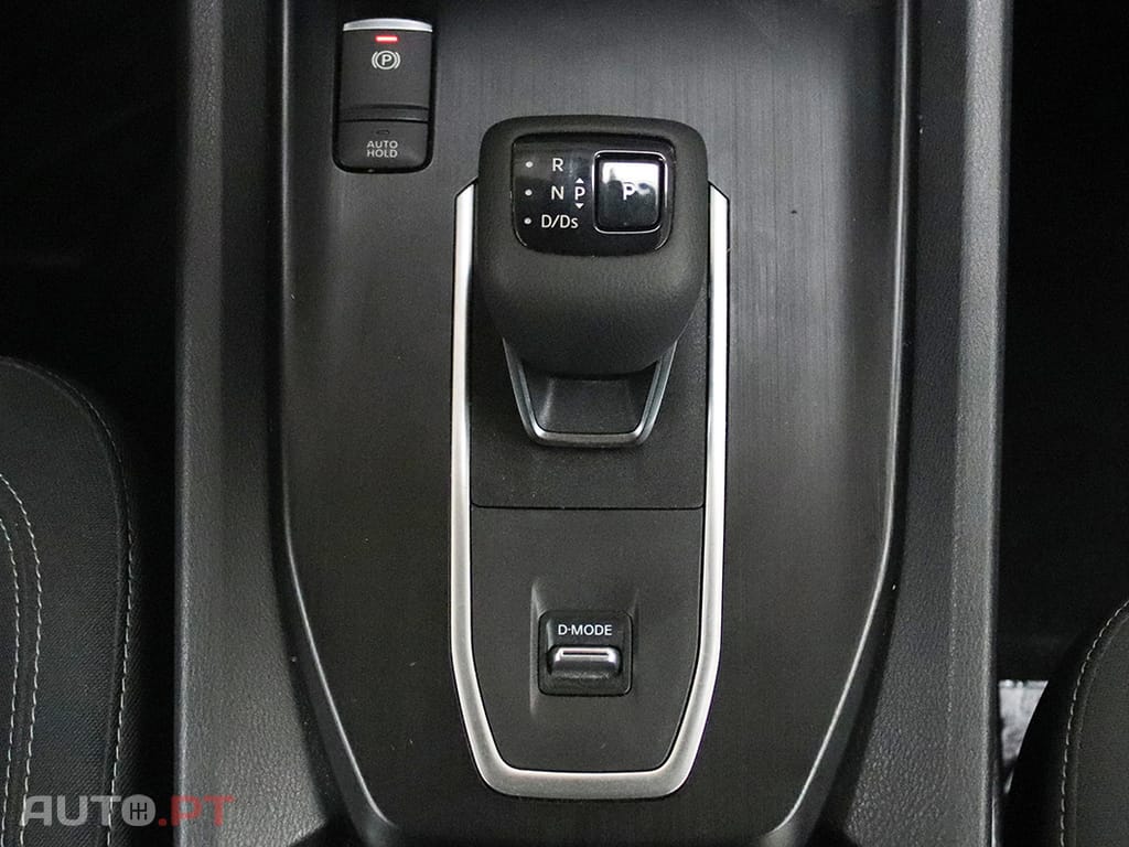 Nissan Qashqai Qashqai 1.3 DIG-T Acenta Xtronic